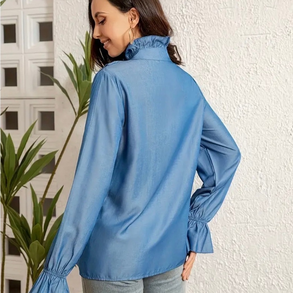 NEW WOMENS RUFFLE FRONT DETAIL TOP - Picture 5 of 5